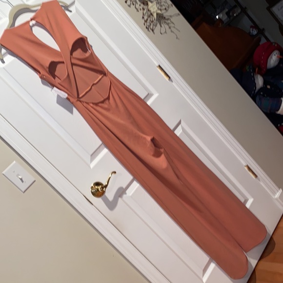 Windsor Open Back Flared Hem Jumpsuit Peach Color Size XS NWT - Picture 6 of 14